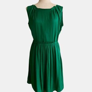 Zara Green Dress Pleats at Neck & Waist Stretch Daytime or Cocktail Party Beauty